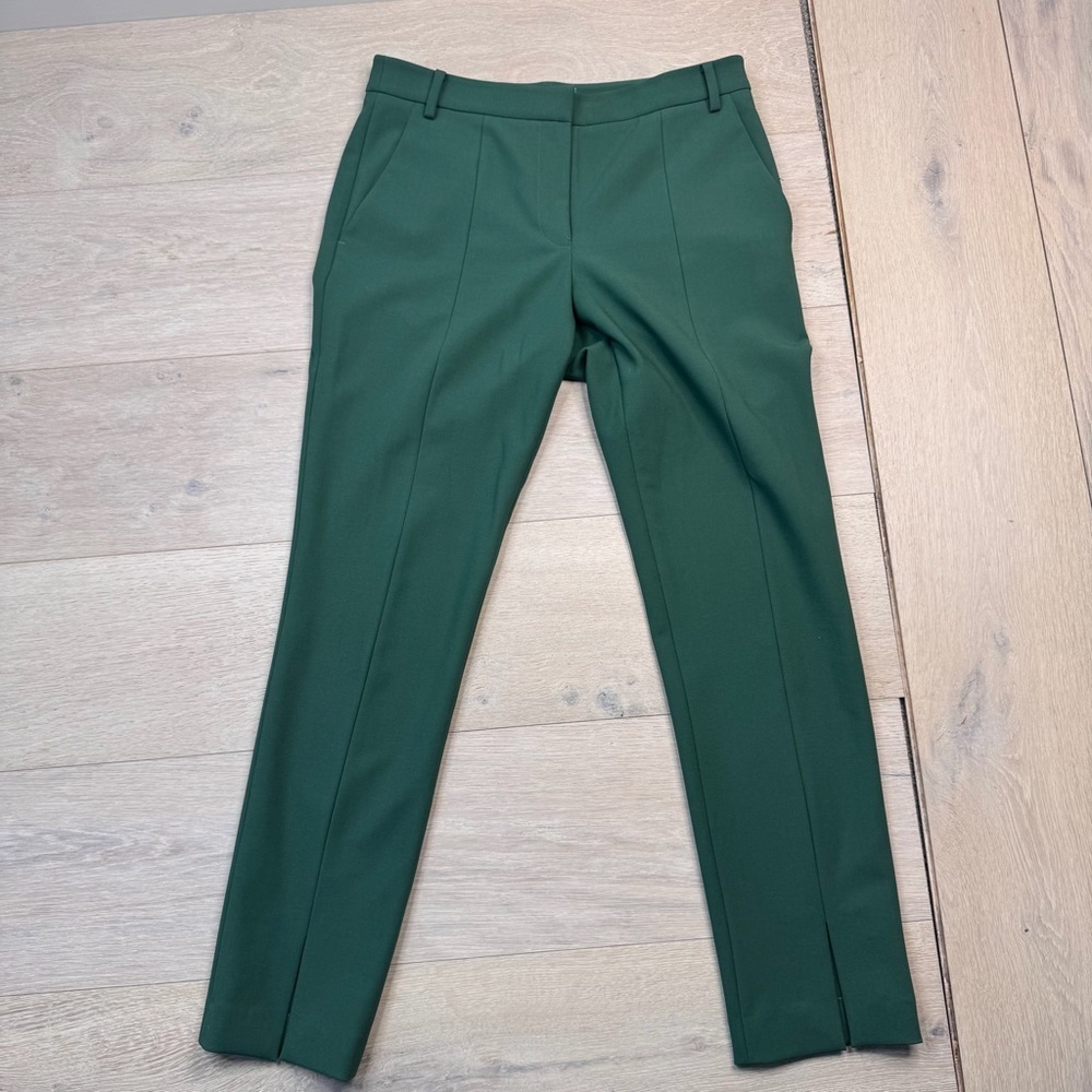 Tibi Anson Stretch Beatle Menswear Pant in Leaf Green